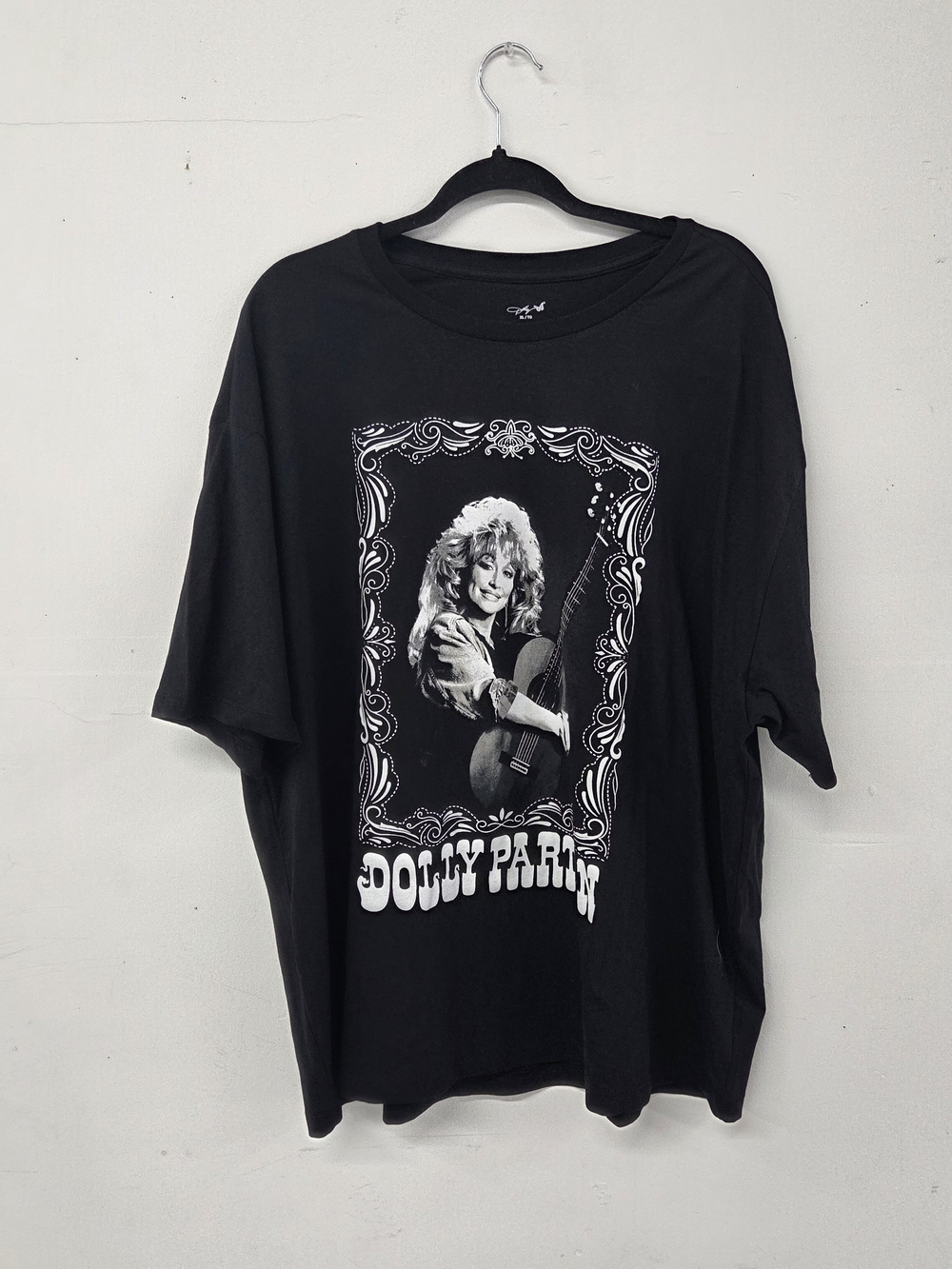 Dolly Parton 🎀 Black Graphic Short Sleeve Tee